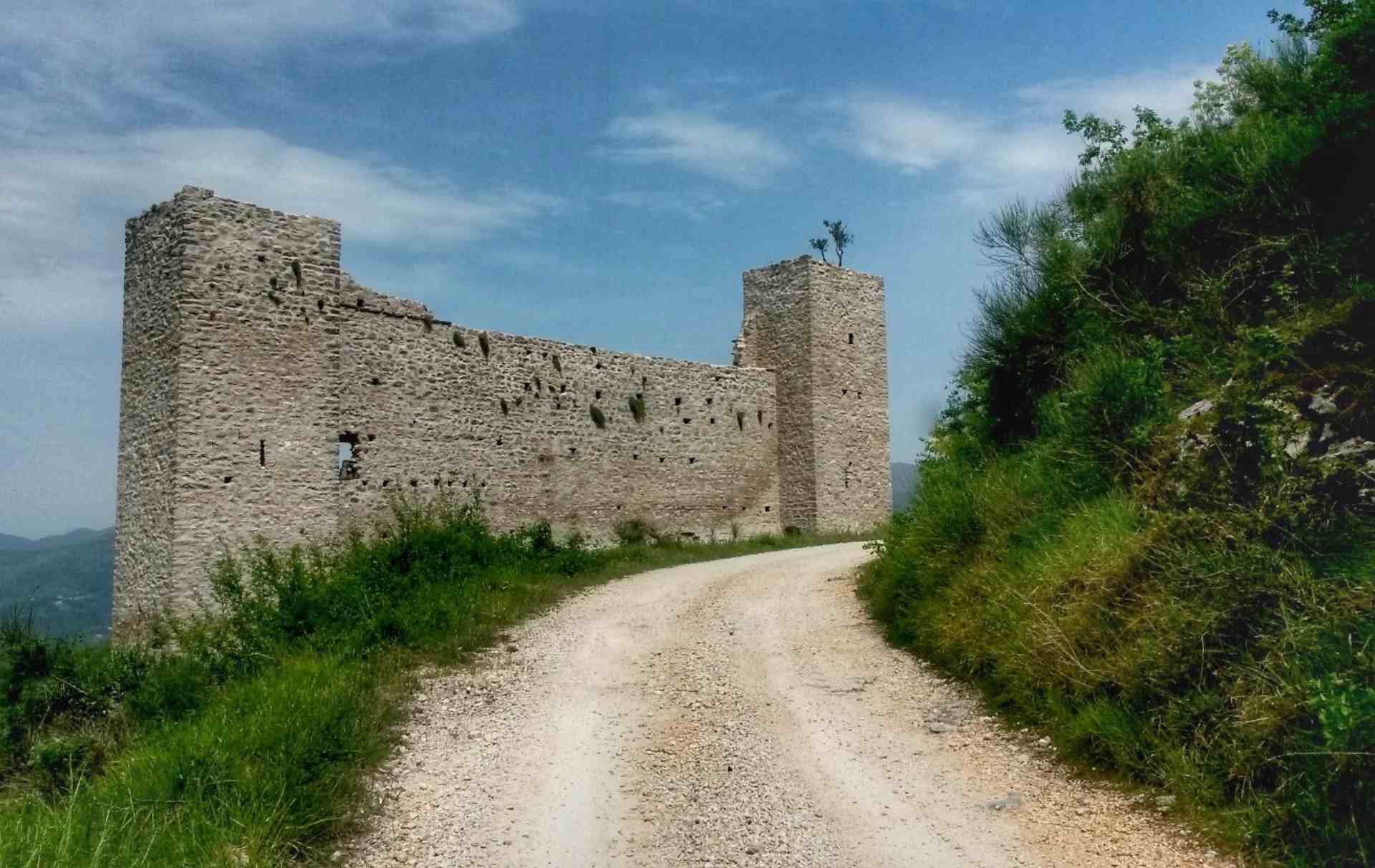 5 dicembre 2021: alla scoperta del Castello di Vasciano.