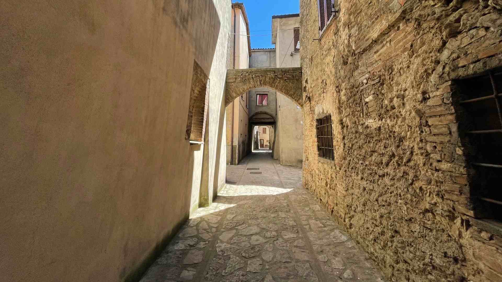 20-via-centrale-del-castello-di-dunarobba-avigliano-umbro