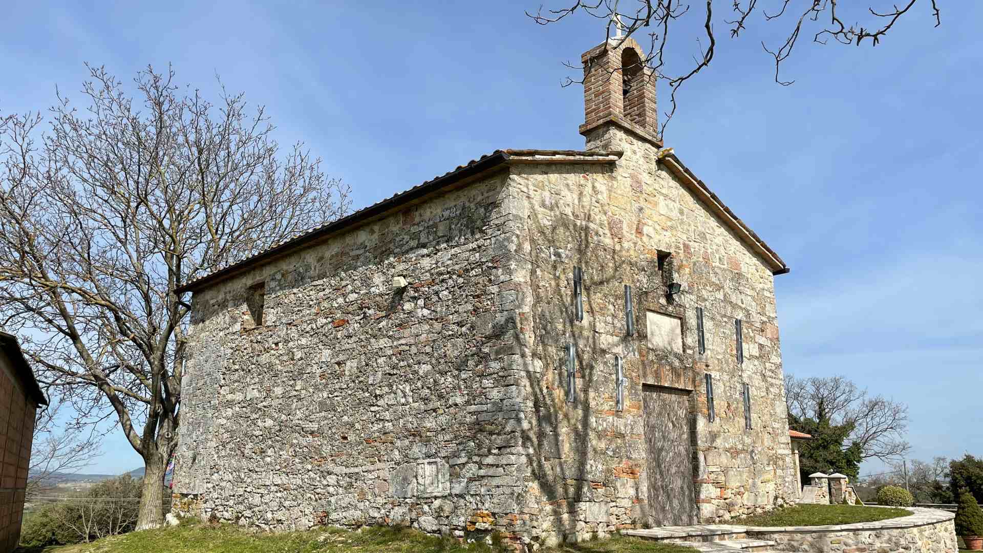 chiesa-di-santa-maria-in-ciciliano-ingresso