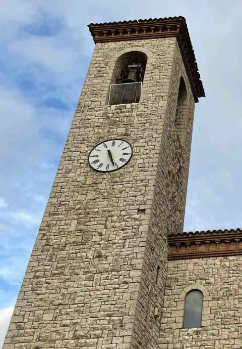 chiesa-san-bartolomeo-campanile-dettaglio